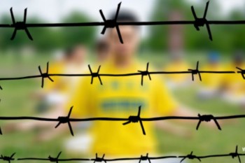 938 практикующих Фалуньгун подверглись преследованию за свою веру в мае 2020 года