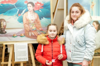 Россия, подмосковье. Добро и зло, праведное и еретическое, свет и тьма — вечная тема в искусстве