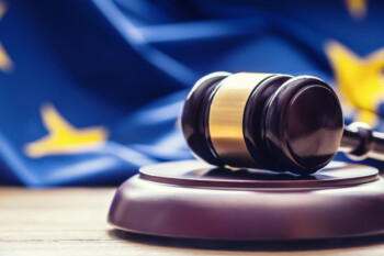 Европейский суд по правам человека постановил, что Сербия нарушила права практикующих Фалуньгун